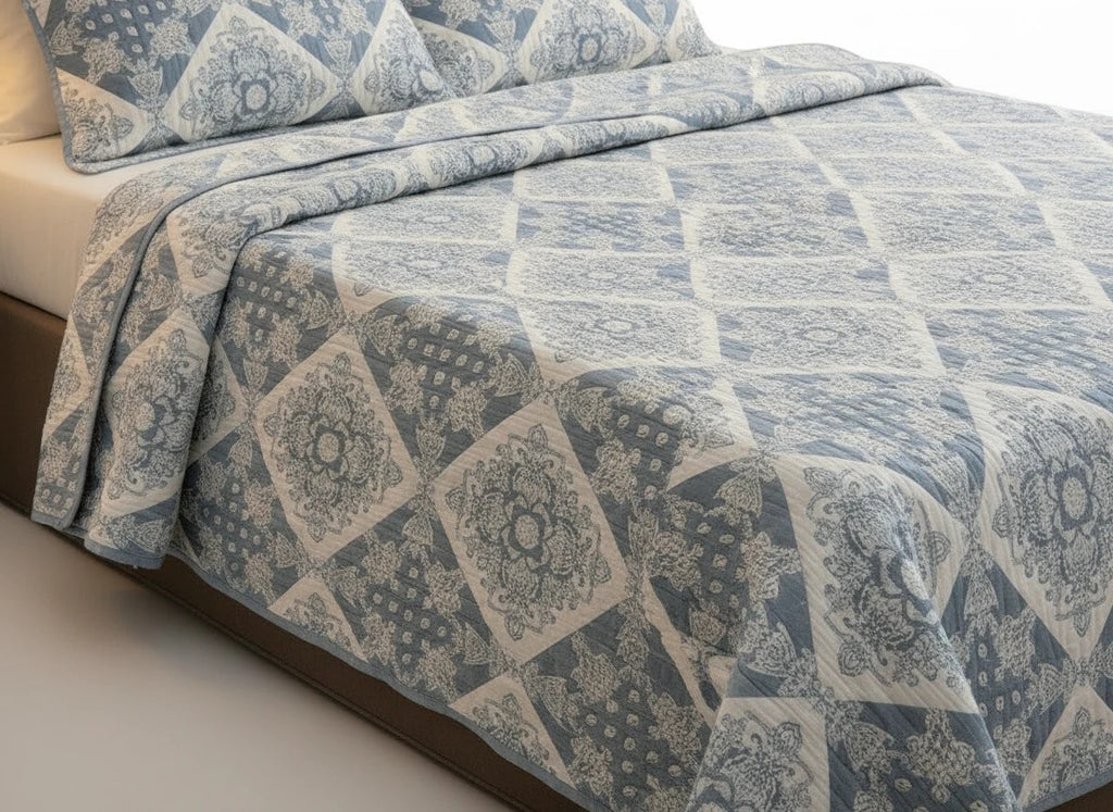 AthSVi Alayam steel blue and white diamond patchwork quilted cotton bed cover with matching pillow shams